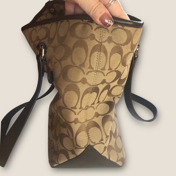 Authentic Coach Jacquard Monogram Tote Purse Brown Tan with Leather Trim - Picture 14 of 15